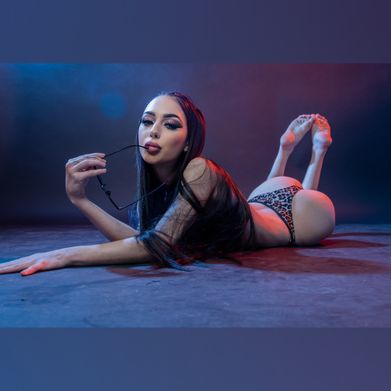 Sabrina💦 Added Photo on 2024-12-07