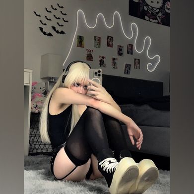 Yumi (yumi_chiangirl) Header Photo Added 2025-11-19