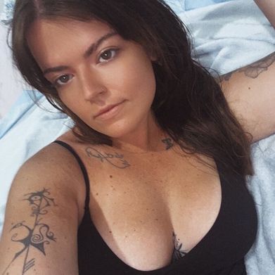 OnlyFans Model Jayde699666 (yourcheekycanvas) Profile Image