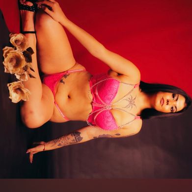 SEDUCTRESS QUEEN ELI 👸🏻🖤 Added Photo on 2024-12-06