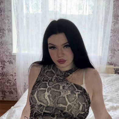 Mia Pisamia 💖🐯 (mia.pisamia) Header Photo Added 2025-08-15