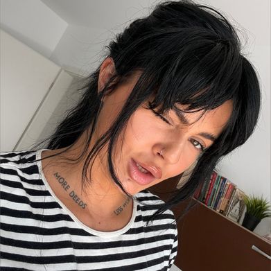 Mia Moore (mia_moorre) Profile Photo Added 2025-09-14