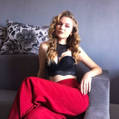 OnlyFans Model GoldenFish⚜️ (goldenfishh) Profile Image