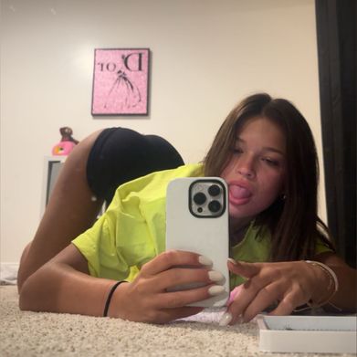 Lyla Lust (imlylalust) Profile Photo Added 2025-04-04