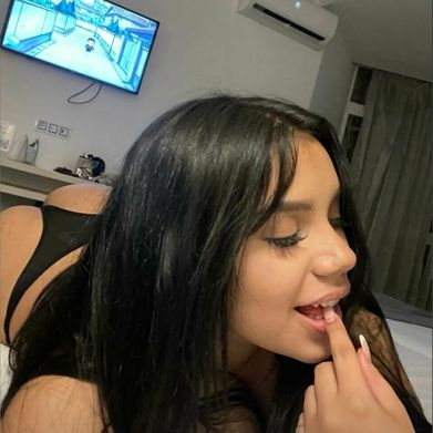 Angelkhel (angelkhelani) Header Photo Added 2024-11-04