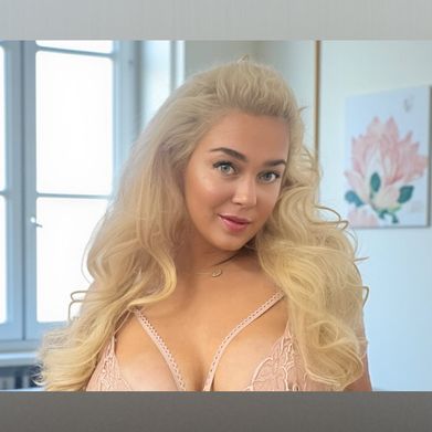 Libbey Renee (libbeyrenee) Header Photo Added 2025-08-25