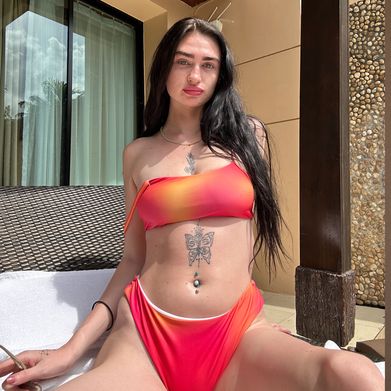 🌴Becca (New Account) (becky_6969) Profile Photo Added 2025-05-25