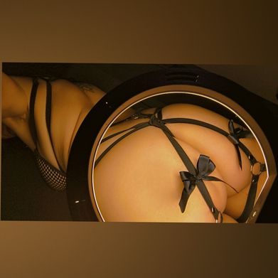 Dexer3 🦊 Sexy girl 👑 Added Photo on 2025-03-28