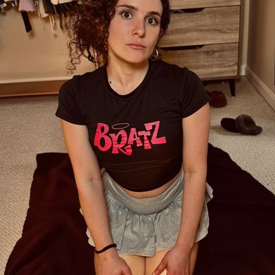 Julia Knox 💋 (juliaknox) Profile Photo Added 2025-05-17