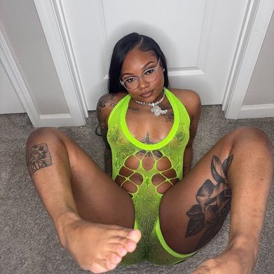 ROSAY (riahrosay) Profile Photo Added 2025-11-22