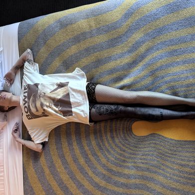 Roxiexo (its_roxannexo) Header Photo Added 2025-08-12