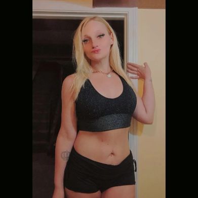 Julie💎Nicole Added Photo on 2025-08-05