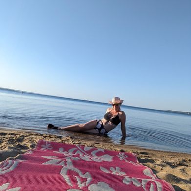 Deborah K (deborahkay) Header Photo Added 2024-09-13