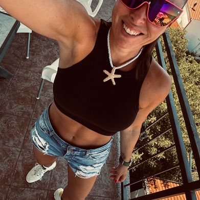 Mami Elena 💖 (mami_elena) Header Photo Added 2025-07-10