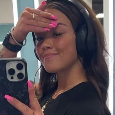 Julianna Peyton (juliannapeyton) Header Photo Added 2025-04-19