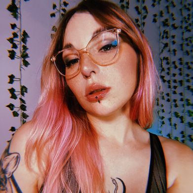 Clara Latte (clara.latte) Profile Photo Added 2025-08-19