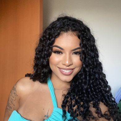 Sele Costa🇺🇸🇧🇷 (itsselenacosta) Profile Photo Added 2025-06-24