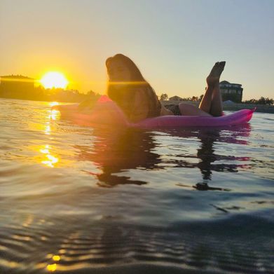 Olivia Zane (oliviazanee) Header Photo Added 2025-09-16