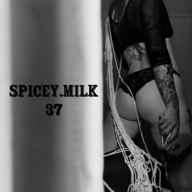 spiceymilk.37 (spiceymilk.37) OnlyFans Profile Image