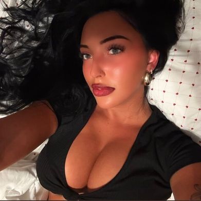 Nevaeh (nevaehkirb) OnlyFans Profile Image