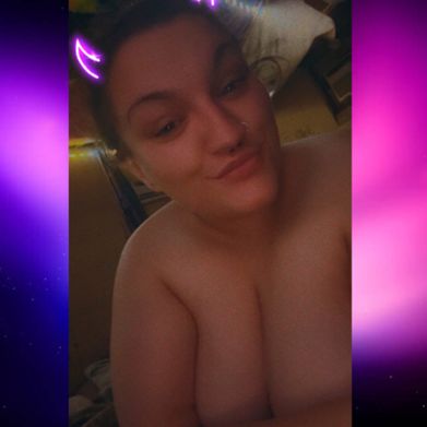 ❤️Bིaིdིdིiིeི💚Bིlིaིiིrི❤️ Added Photo on 2025-08-20