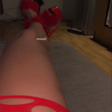 SnowBunniem (u503318025) Header Photo Added 2025-06-05