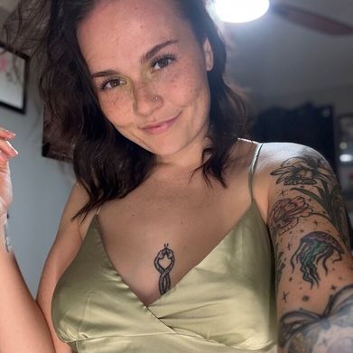 Lily (lilylemon23) OnlyFans Profile Image