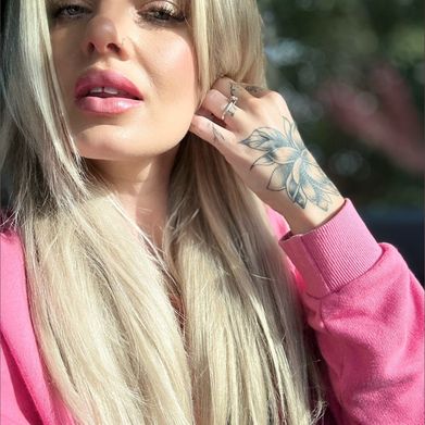 Robyn Quinn (robynquinnfree) Profile Photo Added 2024-12-02