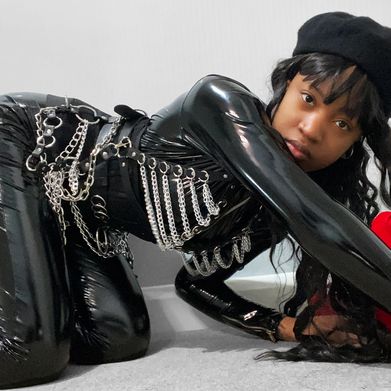 Goddess Hunter 👹 (hedonist.hunter.vip) Header Photo Added 2025-07-08