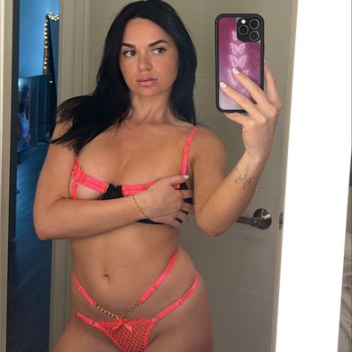 CravingChloe (craving.chloe) Profile Photo Added 2025-03-15