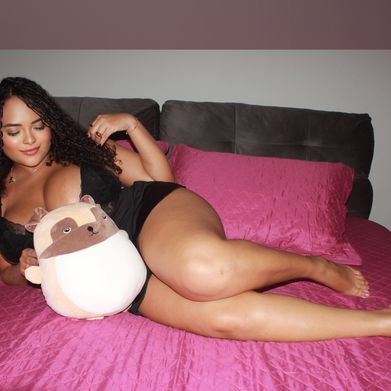 Manuzinha (manuzinhablack) Header Photo Added 2025-08-25