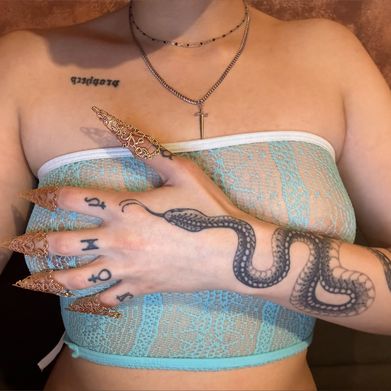 Hell Princess (hellprincess) Header Photo Added 2025-08-18