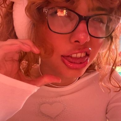 bunny (doomerbunny) OnlyFans Profile Image