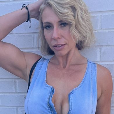 MJ (m.j.2) Profile Photo Added 2025-03-08