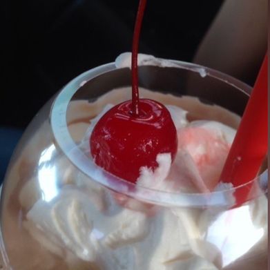 Juli 🍒 (sweetjjuli) Header Photo Added 2025-05-17