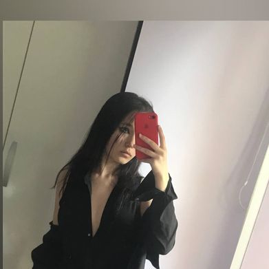 lilith (sweet_lilithh) Header Photo Added 2025-09-29