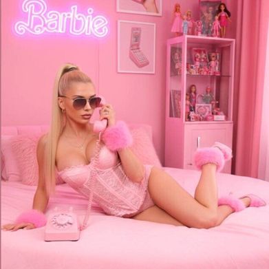 Lisa Moan (pleasurewith_lisa) Header Photo Added 2025-12-13