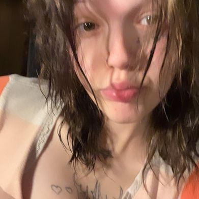 Ena !! (≧◡≦) ♡ (enakayee) Profile Photo Added 2024-10-09