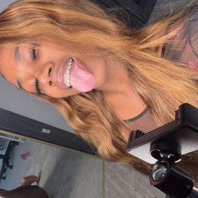 Royalty Nicole 🫦 Added Photo on 2025-03-04