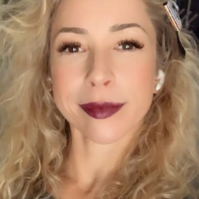 OnlyFans Model Astrid 💫 (yastrid) Profile Image