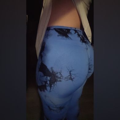 Juicy Julie (juicyjulie985) Header Photo Added 2024-12-07