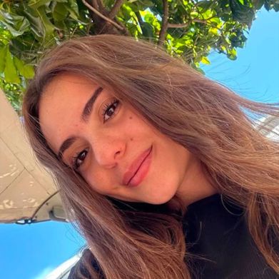 Clara (claralikescosplays) Profile Photo Added 2025-02-03