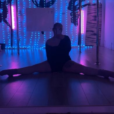 angelh0ney - 𝐸𝓇𝑜𝓉𝒾𝒸 𝒮𝓉𝑜𝓇𝓎𝓉𝑒𝓁𝓁𝒾𝓃𝑔 𝒹𝑒𝓋𝑜𝓉𝑒𝑒 (angelh0neyy) Header Photo Added 2025-07-17