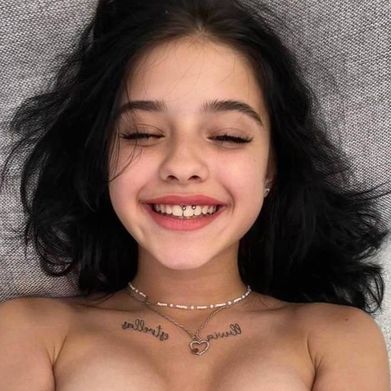 OnlyFans Model Leni (lenifree) Profile Image