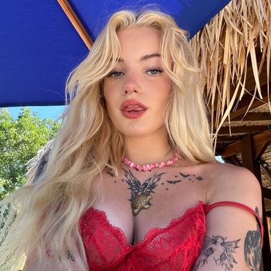 OnlyFans Model lexi 🕷️ (lexibloomes) Profile Image