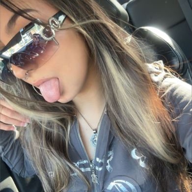 Ahnabelluh (stfubella) Profile Photo Added 2025-06-01