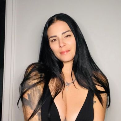 Gabriela (inked_introvert) Profile Photo Added 2025-06-24