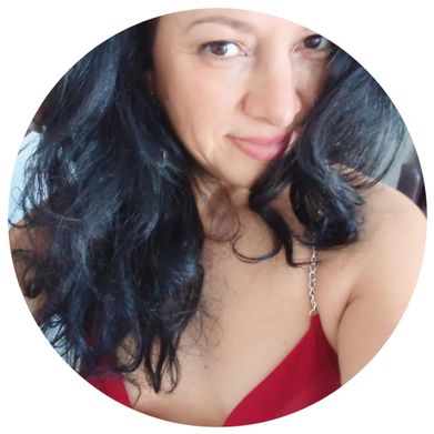 Lina Latinas 💋 (lina.latinas) Profile Photo Added 2025-03-11