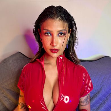 𝙑𝒊𝙤𝒍𝙚𝒕 🌸 | 𝑴𝙖𝒈𝙞𝒄𝙖𝒍 𝑵𝙮𝒎𝙥𝒉 ✨ Added Photo on 2025-05-12