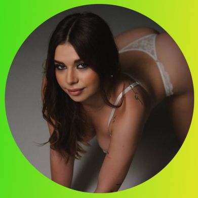 OnlyFans Model Eshly (eeshly18) Profile Image